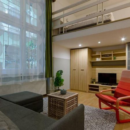 De Lux Studio Apartment In Historical Quarters Budapest Eksteriør bilde